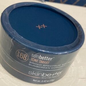 skinbetter SCIENCE sunbetter TONE SMART SPF 68 Suncreen Compact